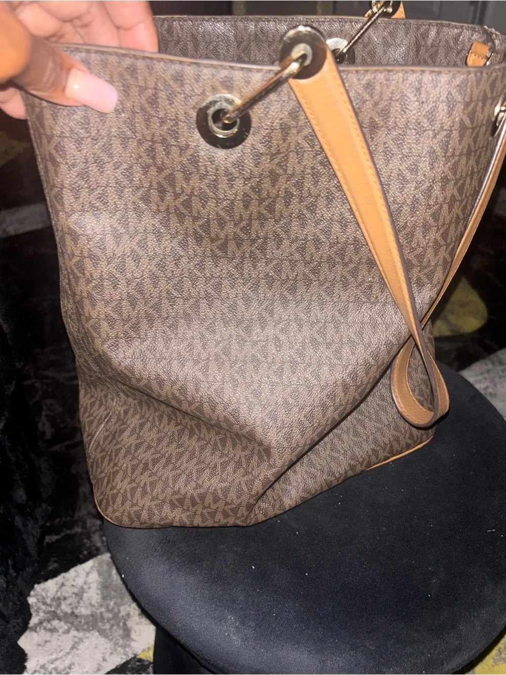 Michael Kors Brown MK Logo Shoulder Bag with Tan Straps. (INSIDE NEEDS CLEANED